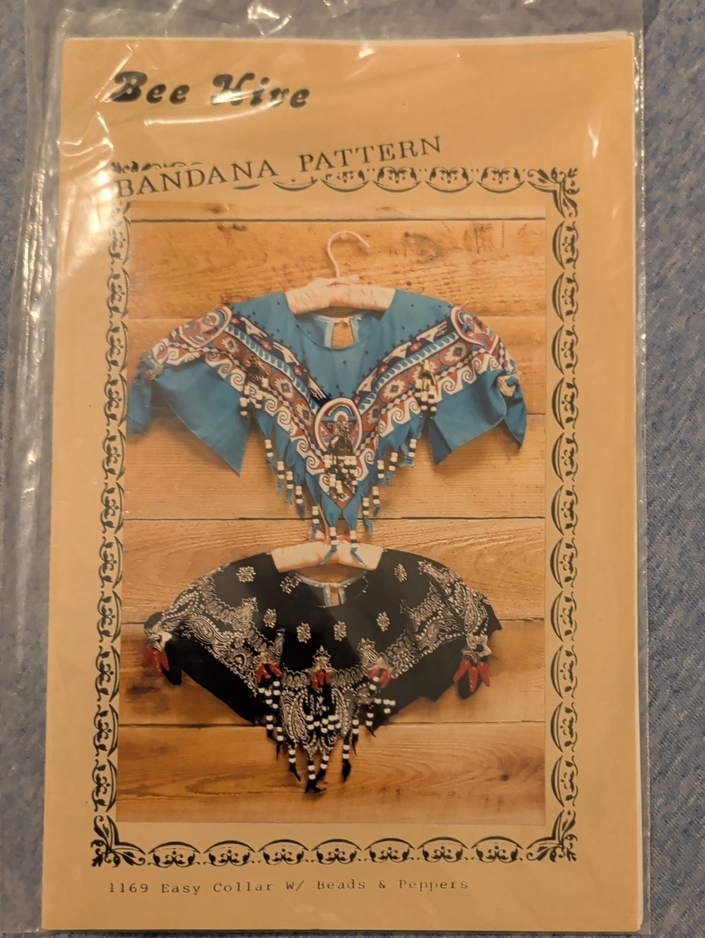 Vintage Bee Hive bandana Beaded Collar Pattern 1980s DIY